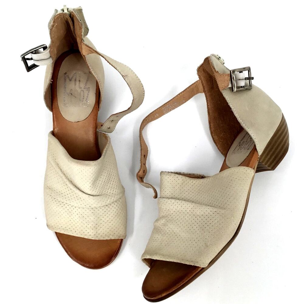 Miz Mooz Charley Cream Leather Ankle Strap Sandals EU 38 US 7.5-8